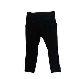 Women M Athleta Salutation Stash Capri Black Cropped Leggings Pants High Rise